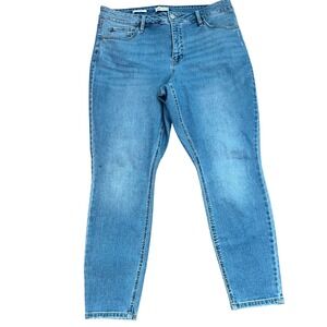 AVA & VIV Womens Size 18 High Rise Skinny Jeans Light‎ Wash Distressed Pockets